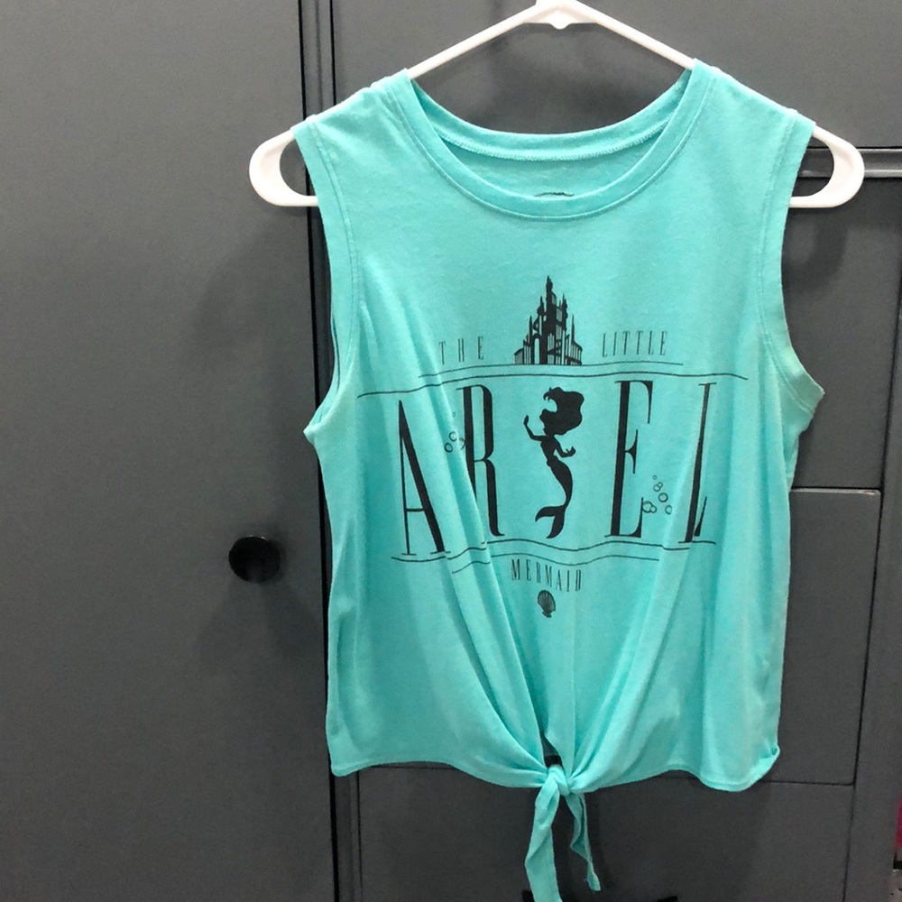 T-shirt material Ariel tank top